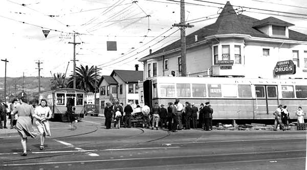 usr_m_eastbay_key_bridge_xxx_accident_38thavee14thst_19420312_krksns_091.jpg
