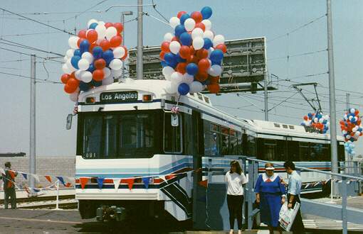 usr_m_laxmod_aline_100_longbeach+shop-firstday_bv_bl48.jpg