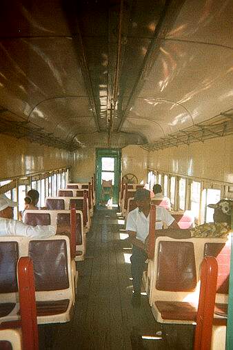 cocu_m_cuba_hershey_3006_interior_20000325_bv_hersh10.jpg