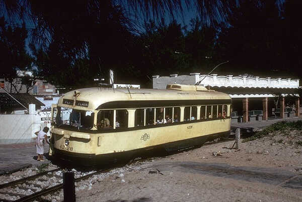 usr_m_comx_tamp_stcr_4228_jt_tamp03.jpg