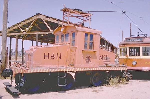 usr_m_museum_orange+empire_handn1_19740630_joet_hn06.jpg