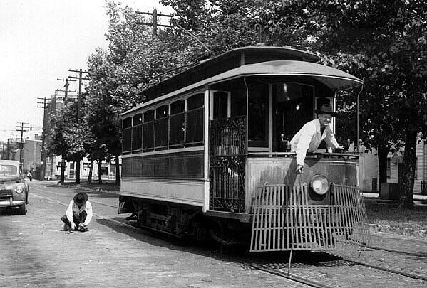 usr_m_stky_cnandc_kentucky_covington-12th+bullock_19500702_clsc+bv_cvgky14.jpg
