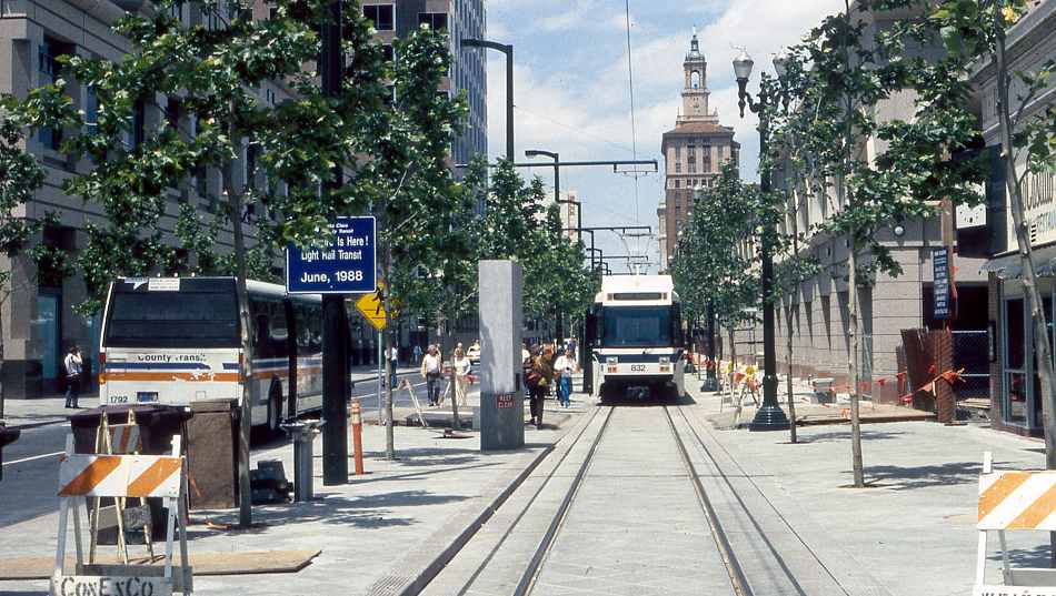 usr_m_sjc_lrv_828_preopenmall_198805_bv.jpg
